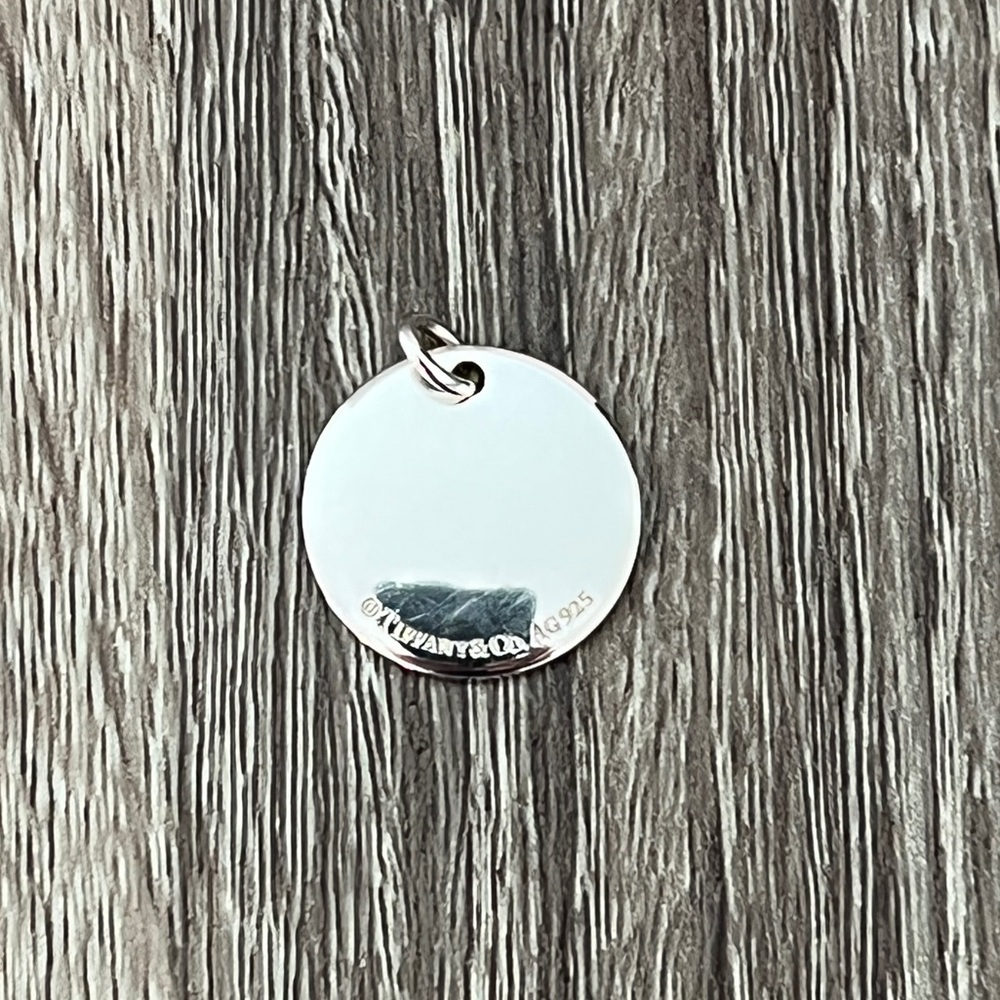 Tiffany & Co. script charm - Picture 3 of 4